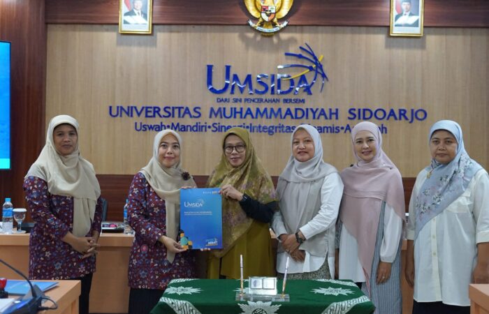 Lebih unggul